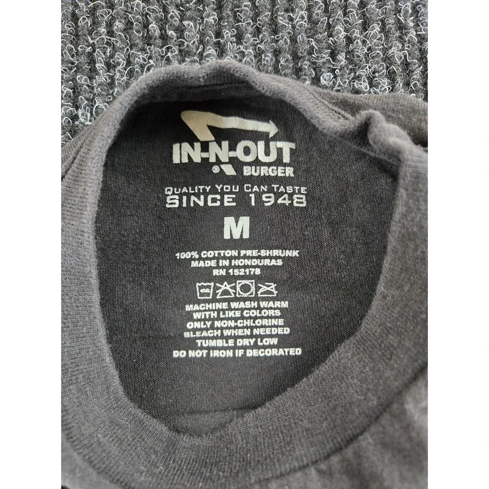 In-N-Out Burger Colorado Graphic T-Shirt Mens Medium Black Short Sleeve Mountain - Picture 3 of 9
